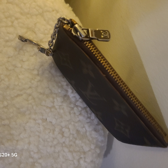 AUTHENTIC LOUIS VUITTON MONOGRAM COIN POUCH , LV CREDIT CARD WALLET HOLDER - Picture 4 of 14
